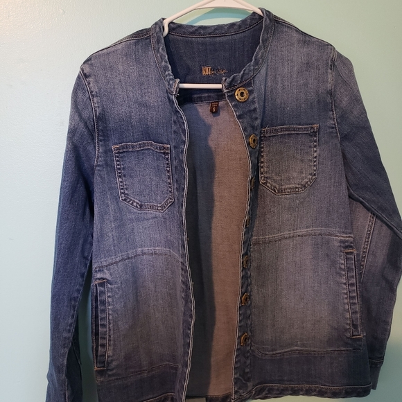 Jacket - Picture 3 of 5